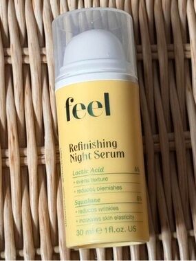 Feel Refinishing Night Serum - NEW! FULL SIZE!